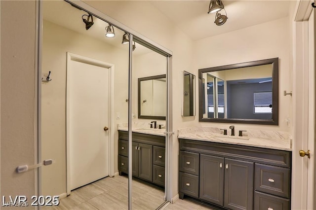722 Barrie Ct, Henderson, NV 89002 - bathroom with vanity