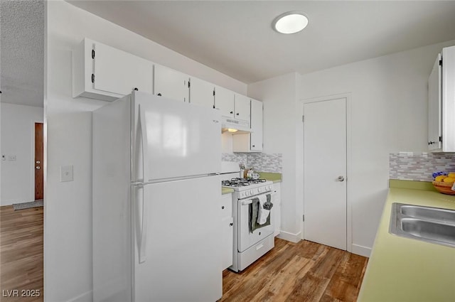 4047 Maple Hill Rd, Las Vegas, NV 89115 - photo 12