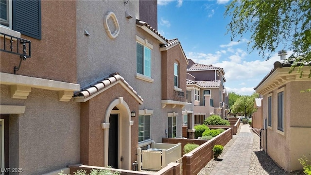 10013 Sable Point St, Las Vegas, NV 89178 - view of home's community with a garden and a residential view
