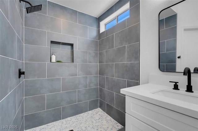 2832 Sing Song Way, Las Vegas, NV 89106 - full bath featuring tiled shower and vanity
