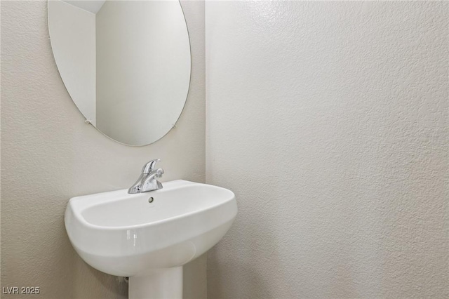 3609 Kingfishers Catch Ave, North Las Vegas, NV 89084 - bathroom featuring a sink