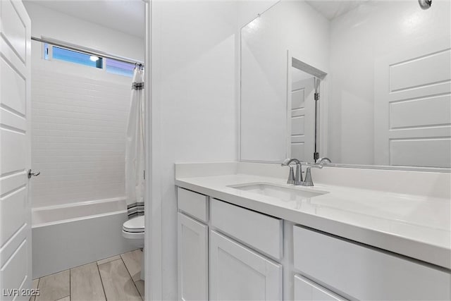 55 Strada Fontana, Henderson, NV 89011 - full bath with vanity and shower / bathtub combination with curtain
