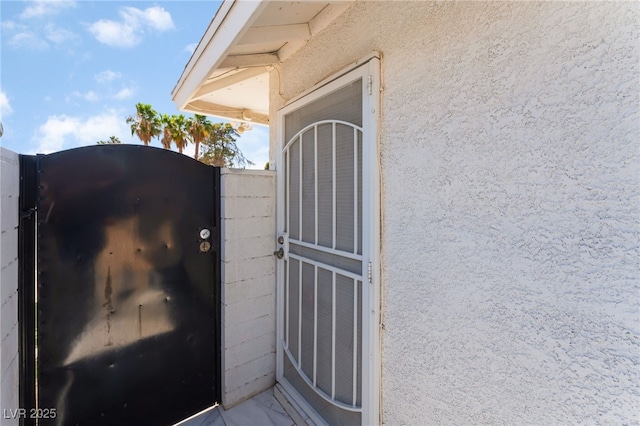 2990 Carnelian St, Las Vegas, NV 89121 - view of gate