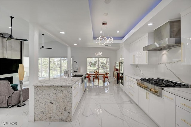 2851 Queens Courtyard Dr, Las Vegas, NV 89109 - photo 19