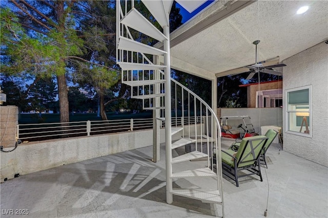 2851 Queens Courtyard Dr, Las Vegas, NV 89109 - photo 44
