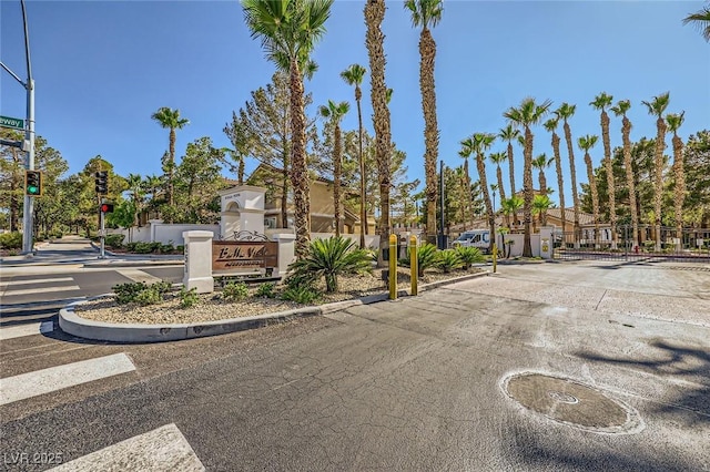 251 S Green Valley Pkwy Unit 3222, Henderson, NV 89012 - community sign featuring a gate