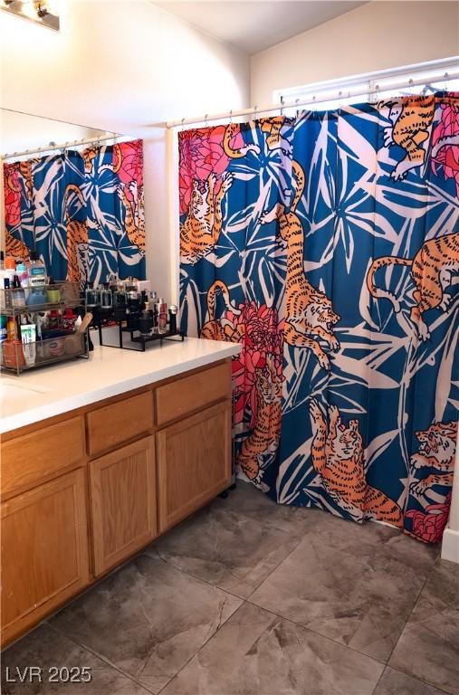 4848 Cutting Diamond Ct, North Las Vegas, NV 89081 - full bath featuring vanity and curtained shower