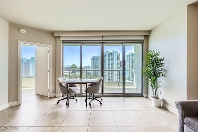 222 Karen Ave Unit 2305, Las Vegas, NV 89109 - photo 2