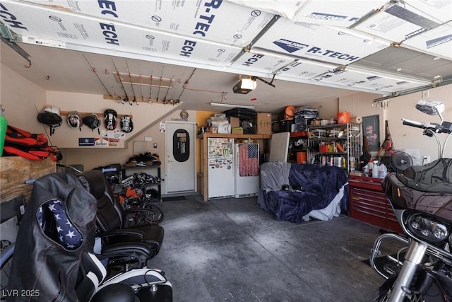 5620 Siena Rose St, North Las Vegas, NV 89031 - garage featuring a garage door opener