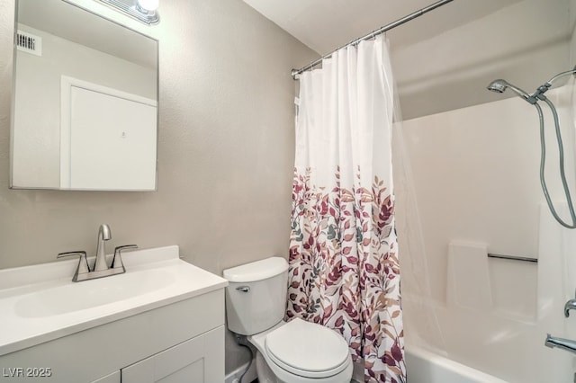 1381 E University Ave Unit 204, Las Vegas, NV 89119 - bathroom featuring vanity and shower / bath combination with curtain