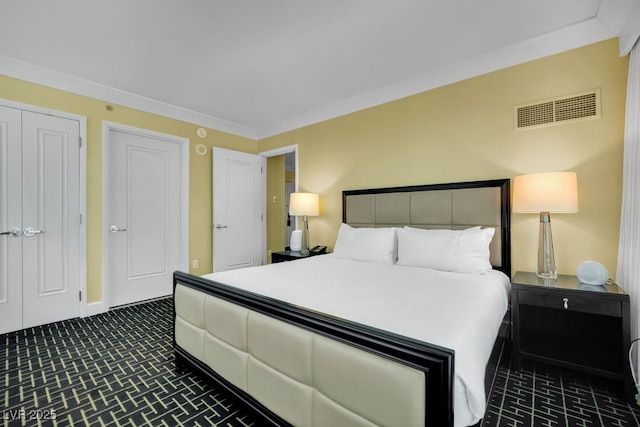 2000 N Fashion Show Dr Unit 2222, Las Vegas, NV 89109 - bedroom featuring baseboards