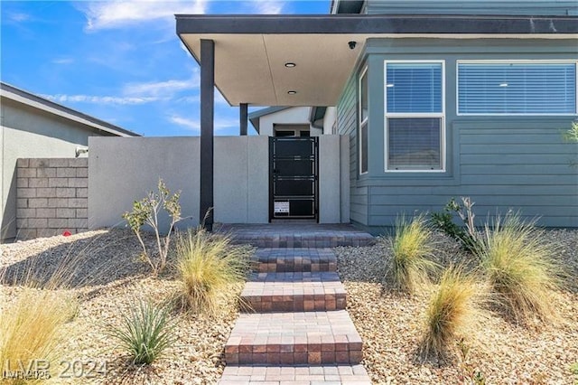 10301 Fairview Ridge Ct, Las Vegas, NV 89166 - photo 6
