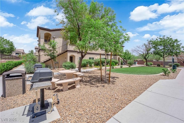 2291 W Horizon Ridge Parkway Unit 6131, Henderson, NV 89052 - view of home's community with stairway