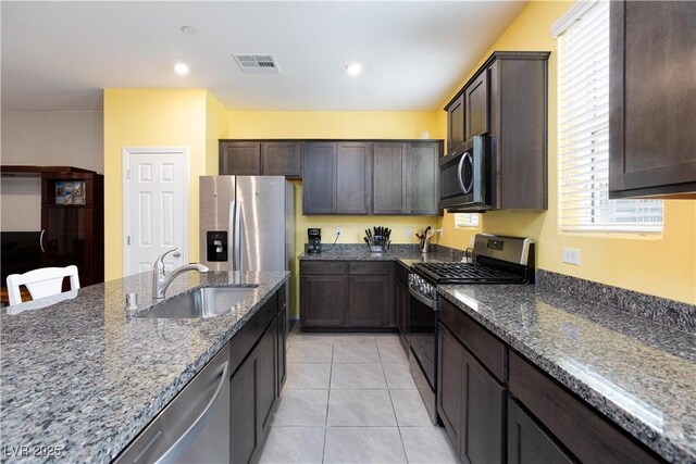668 Tiarella Ln, Henderson, NV 89015 - photo 14