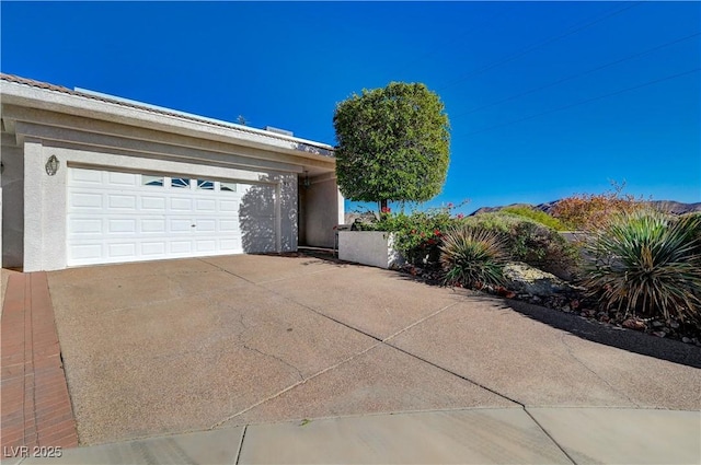 483 Marina Cv, Boulder City, NV 89005 - garage with driveway