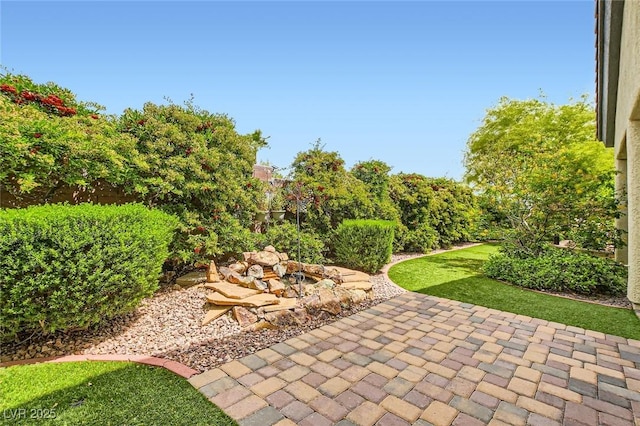8732 Kendall Brook Cir, Las Vegas, NV 89149 - view of patio