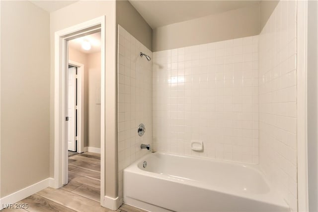 370 Manti Pl Unit 21, Henderson, NV 89014 - full bathroom with wood finished floors and tub / shower combination