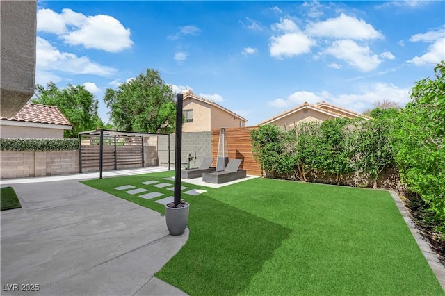 21 Rue De Degas, Henderson, NV 89074 - fenced backyard featuring a patio