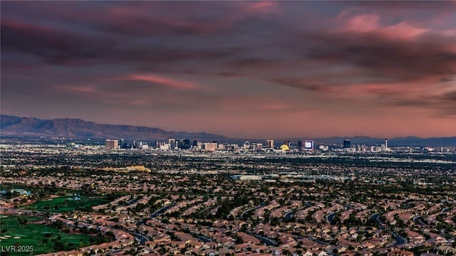 12 Wanderlust Ct, Henderson, NV 89012