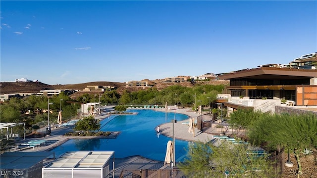 12 Wanderlust Ct, Henderson, NV 89012