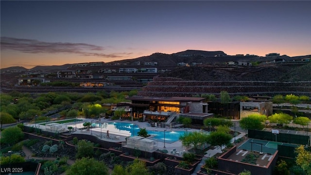 12 Wanderlust Ct, Henderson, NV 89012
