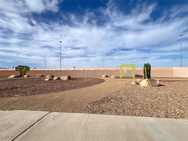 5005 Harmony Ave, Las Vegas, NV 89107 - view of yard