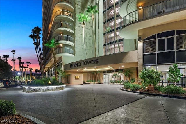 3111 Bel Air Dr Unit 21A & 21C, Las Vegas, NV 89109 - view of property at dusk