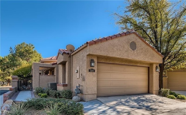 7201 Mission Hills Dr, Las Vegas, NV 89113 - photo 1