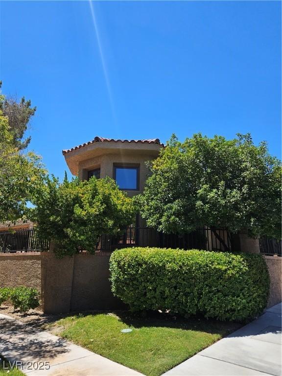 7201 Mission Hills Dr, Las Vegas, NV 89113 - photo 2