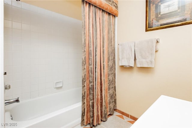 8875 Tidal Bay Dr, Las Vegas, NV 89117 - bathroom featuring shower / bathtub combination with curtain