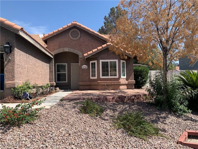 6704 Lost River Ct, Las Vegas, NV 89108 - view of front of property featuring stucco siding and a tile roof
