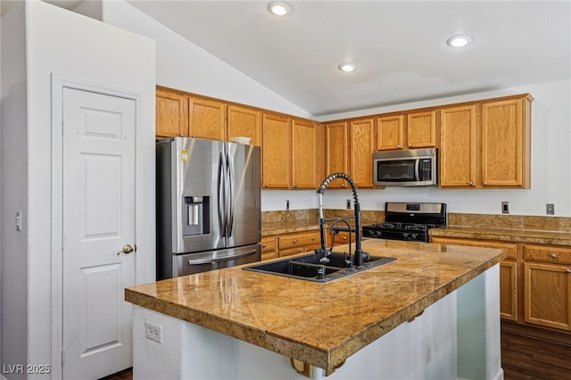 7927 Villa Salsa Ave, Las Vegas, NV 89131 - kitchen featuring stainless steel appliances, vaulted ceiling, recessed lighting, dark wood-type flooring, and brown cabinetry