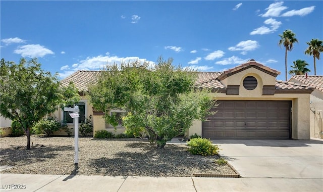 812 Bitterroot St, Henderson, NV 89002 - photo 1