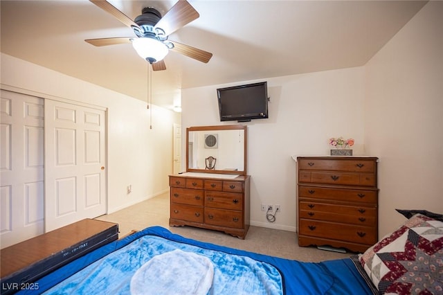 4616 E Idaho Ave, Las Vegas, NV 89104 - bedroom with a ceiling fan and a closet