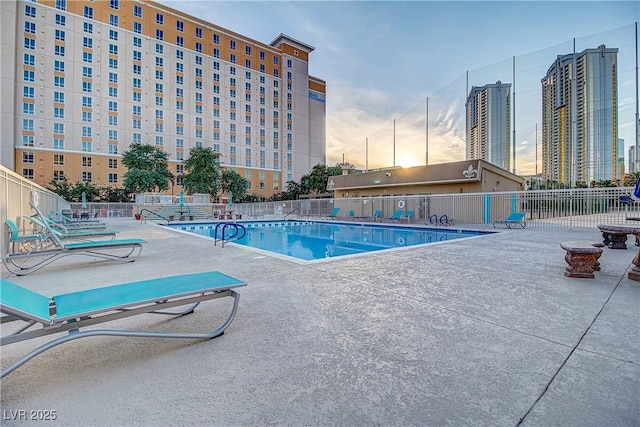 205 E Harmon Ave Unit 306, Las Vegas, NV 89169 - community pool with a patio area