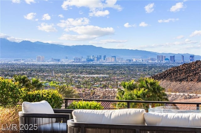 387 Solitude Peak Ln, Henderson, NV 89012 - view of mountain backdrop featuring nearby urban area