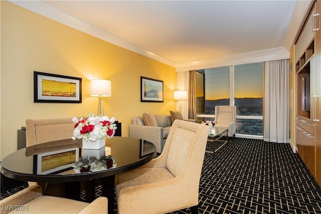 2000 Fashion Show Dr Unit 5022, Las Vegas, NV 89109 - view of dining space