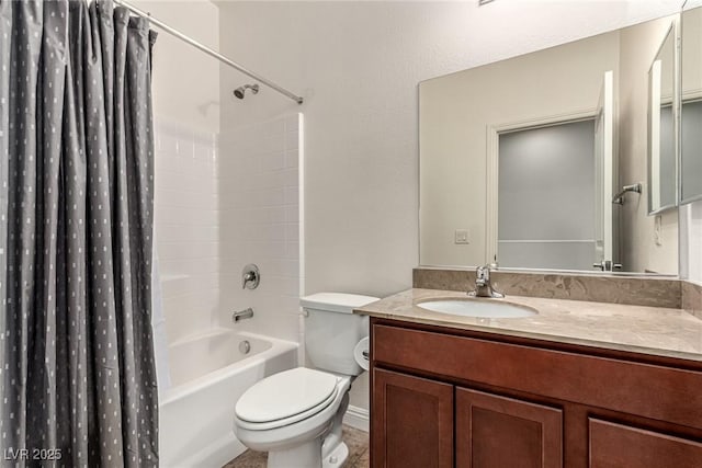 1034 Fish Pond Ave, Henderson, NV 89014 - full bath featuring vanity and shower / bath combo with shower curtain