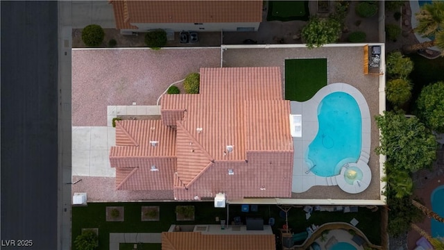 2107 Fountain Springs Dr, Henderson, NV 89074 - drone / aerial view of a pool area