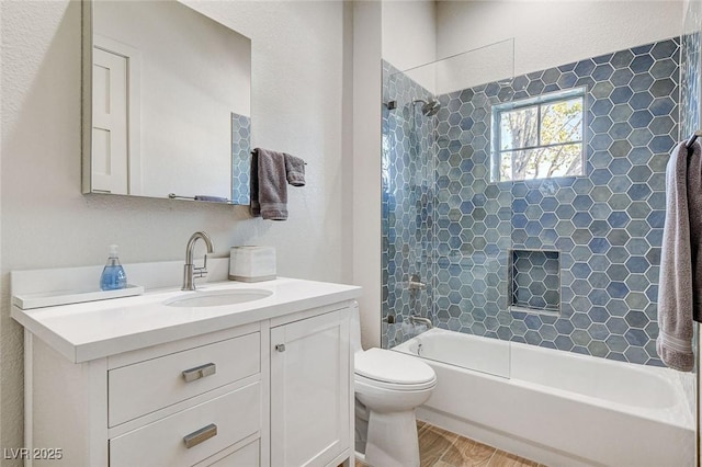33 Hassayampa Trl, Henderson, NV 89052 - bathroom with vanity, washtub / shower combination, and a textured wall