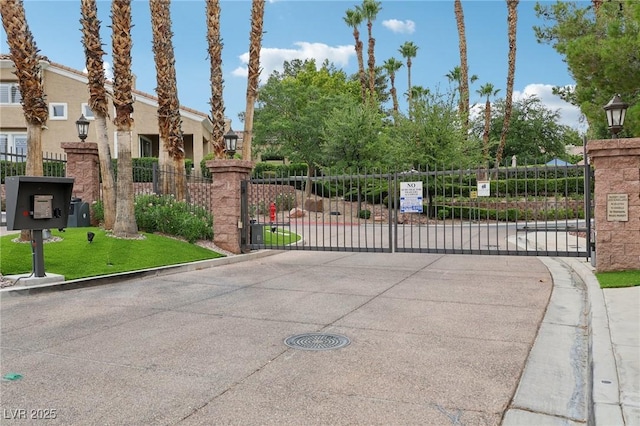 9900 Summer Ash Ct Unit 103, Las Vegas, NV 89134 - view of gate