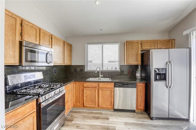 1320 Rainbow Meadows Dr, Las Vegas, NV 89128 - photo 10