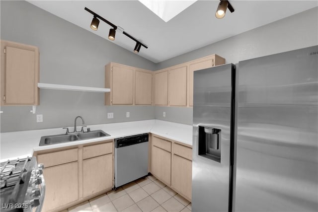 2432 Shady Hill Ave, Las Vegas, NV 89106 - photo 10