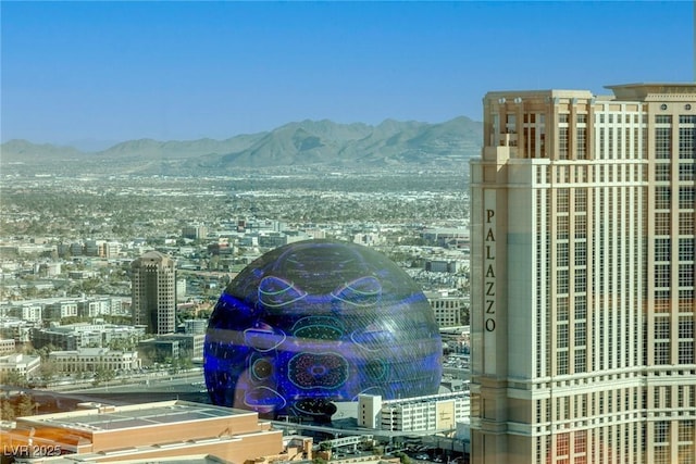 2000 Fashion Show Dr Unit 6109, Las Vegas, NV 89109 - view of city with mountains