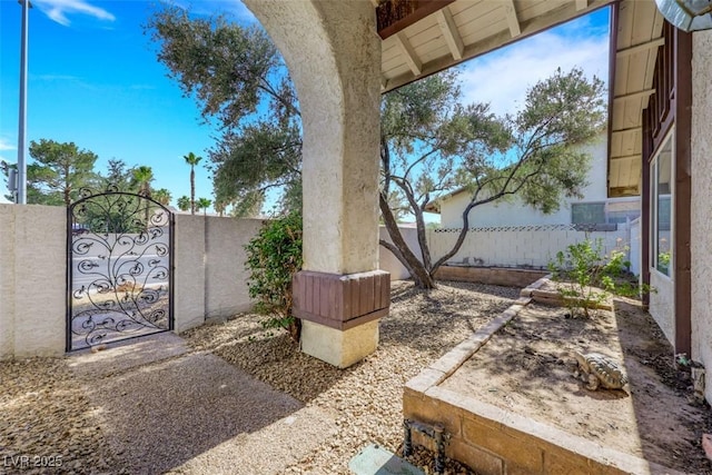 3746 E Harmon Ave, Las Vegas, NV 89121 - view of patio with a gate