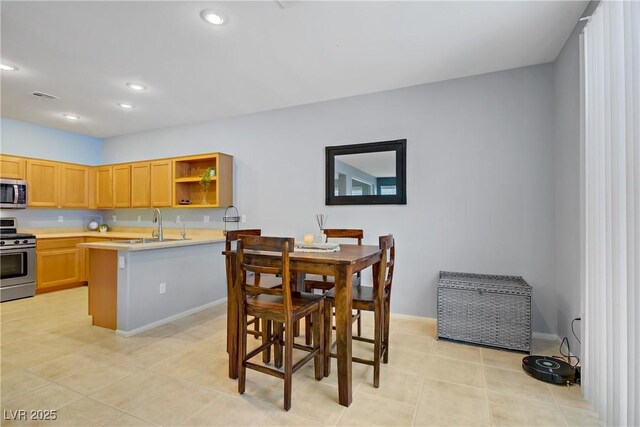 8656 Rowland Bluff Ave, Las Vegas, NV 89178 - photo 7