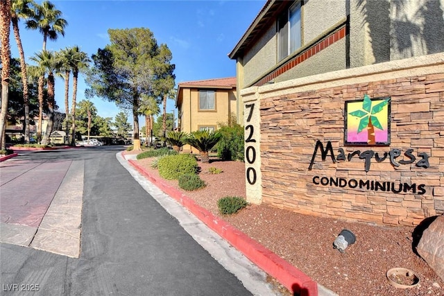 7300 Pirates Cove Rd Unit 1032, Las Vegas, NV 89145 - view of community sign