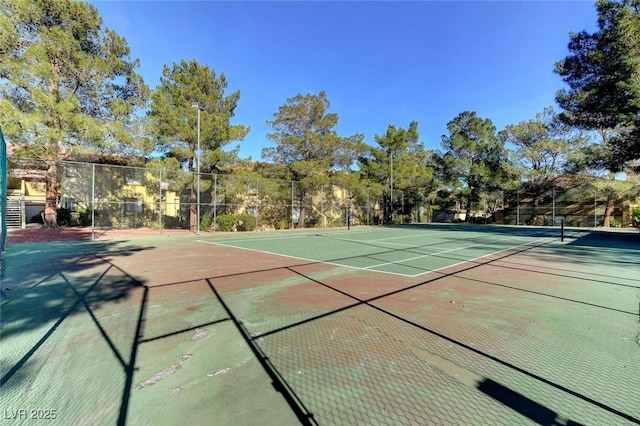 7300 Pirates Cove Rd Unit 1032, Las Vegas, NV 89145 - view of tennis court with community basketball court