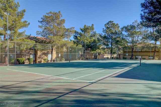 7300 Pirates Cove Rd Unit 1032, Las Vegas, NV 89145 - view of tennis court with community basketball court