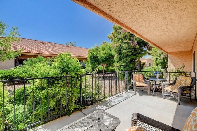 2851 S Valley View Blvd Unit 1039, Las Vegas, NV 89102 - view of patio / terrace